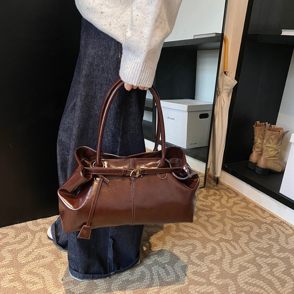 Winter Oil PU Leather Hobo Han - Vintage Leatherwork 评论和价格